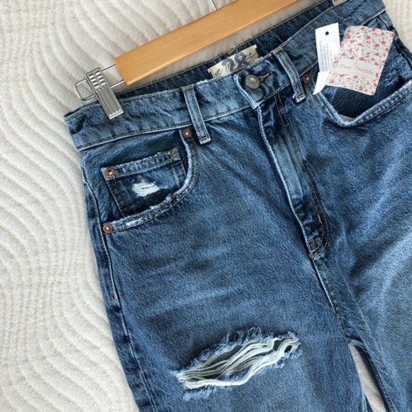 NWT Free People Lita Slim Distressed Jeans - Picture 6 of 8